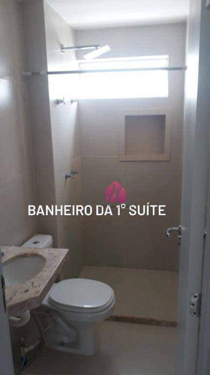 Casa à venda com 2 quartos, 90m² - Foto 12