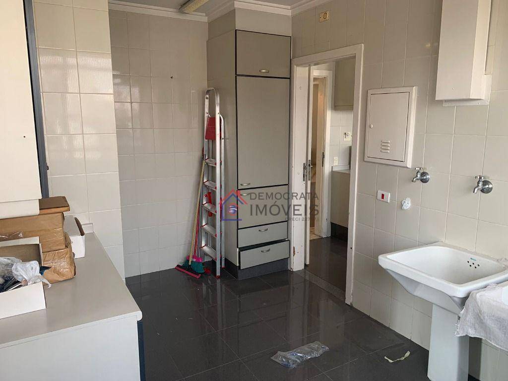 Apartamento à venda e aluguel com 4 quartos, 240m² - Foto 13