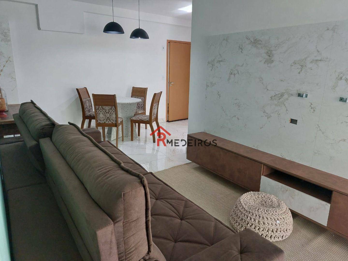 Apartamento à venda com 2 quartos, 84m² - Foto 1