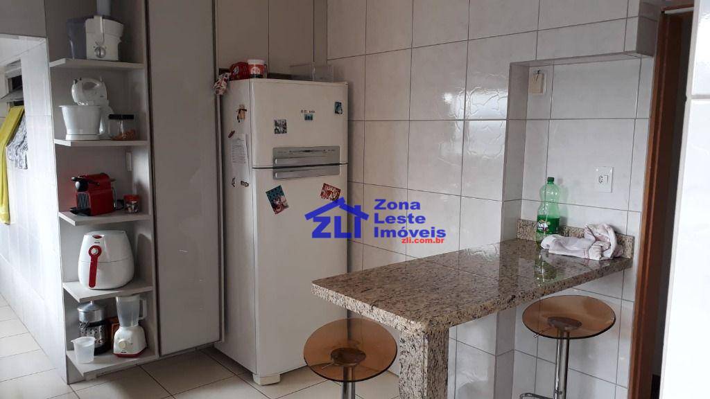 Apartamento à venda com 3 quartos, 98m² - Foto 3