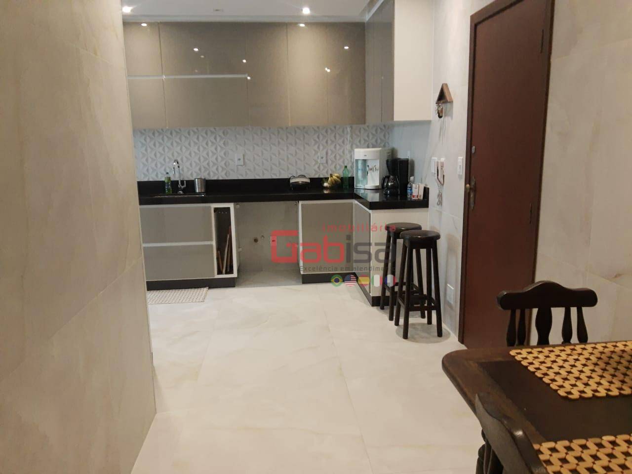 Apartamento à venda com 3 quartos, 170m² - Foto 18