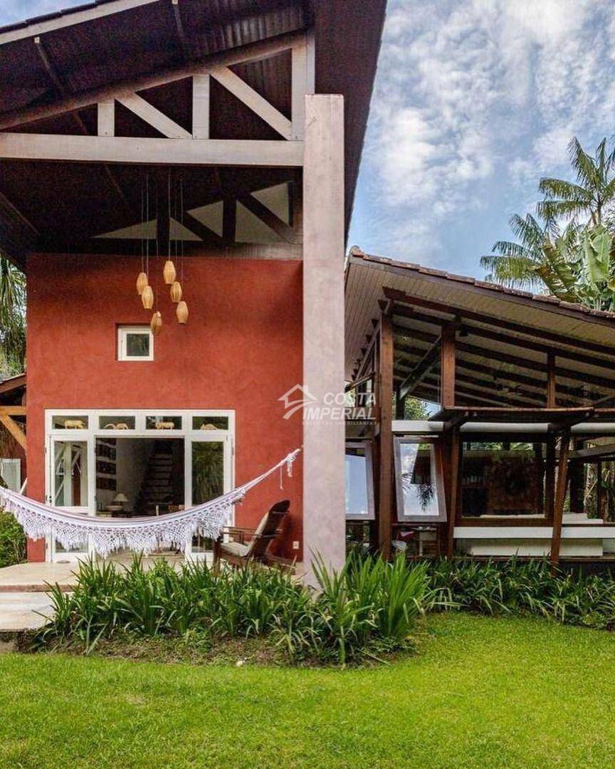 Casa à venda com 3 quartos, 250m² - Foto 8