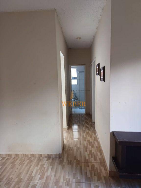 Apartamento à venda com 2 quartos, 45m² - Foto 3