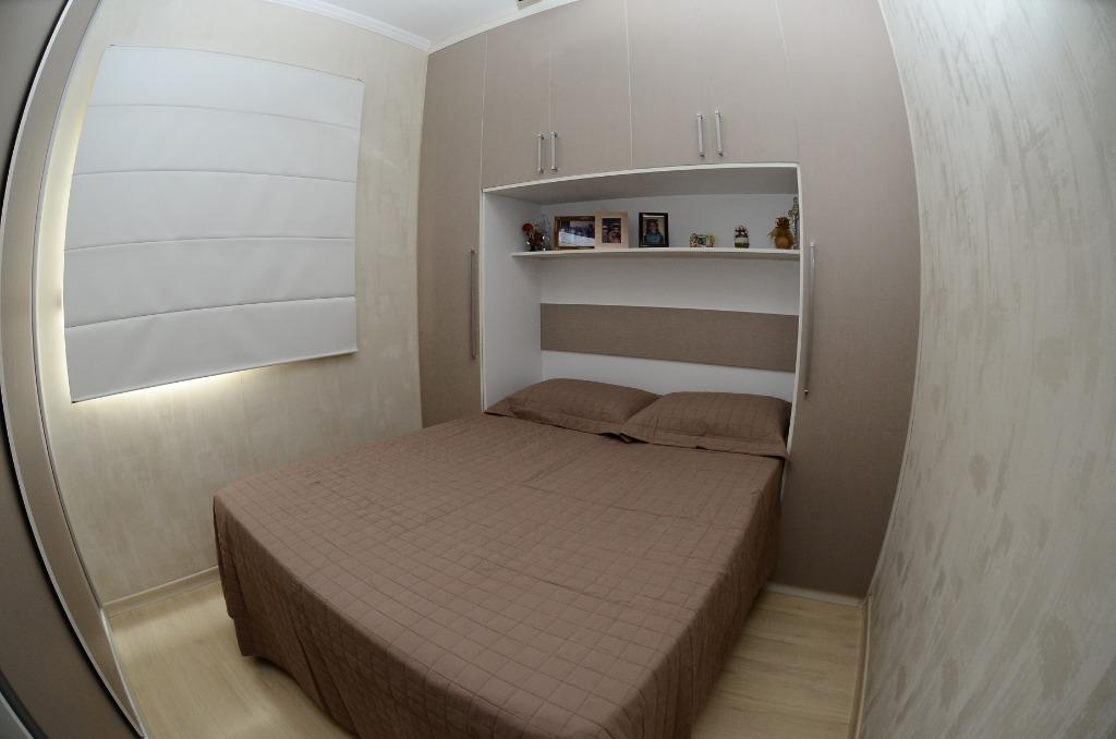 Apartamento à venda com 2 quartos, 60m² - Foto 4