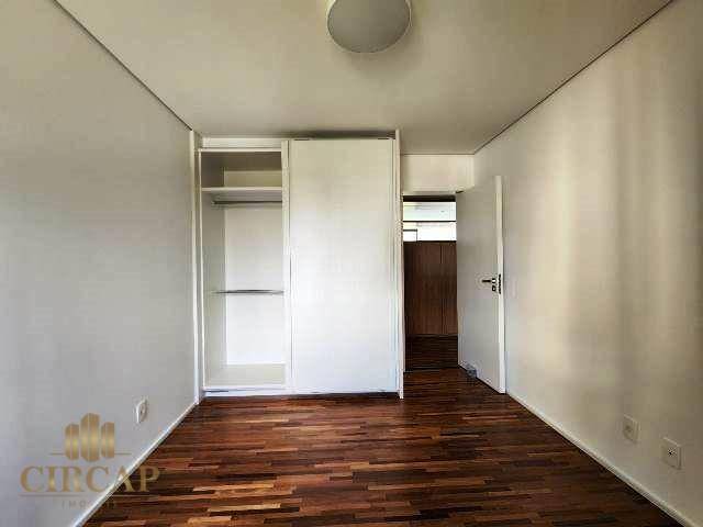 Apartamento à venda com 3 quartos, 187m² - Foto 14