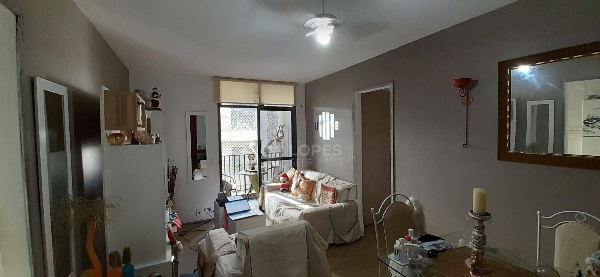 Apartamento à venda com 2 quartos, 70m² - Foto 1