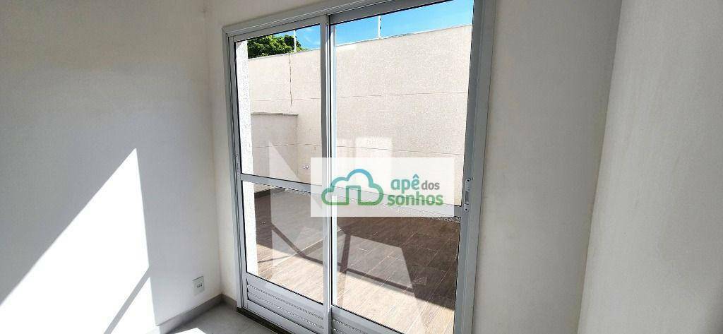 Apartamento à venda com 2 quartos, 70m² - Foto 17