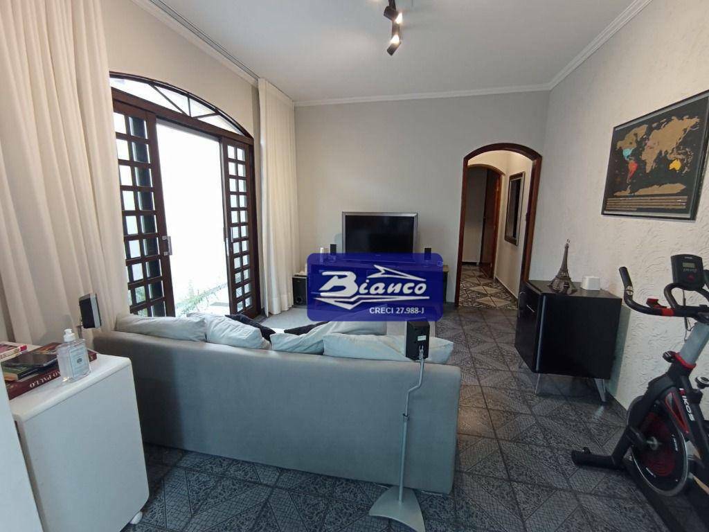 Sobrado à venda com 4 quartos, 167m² - Foto 3