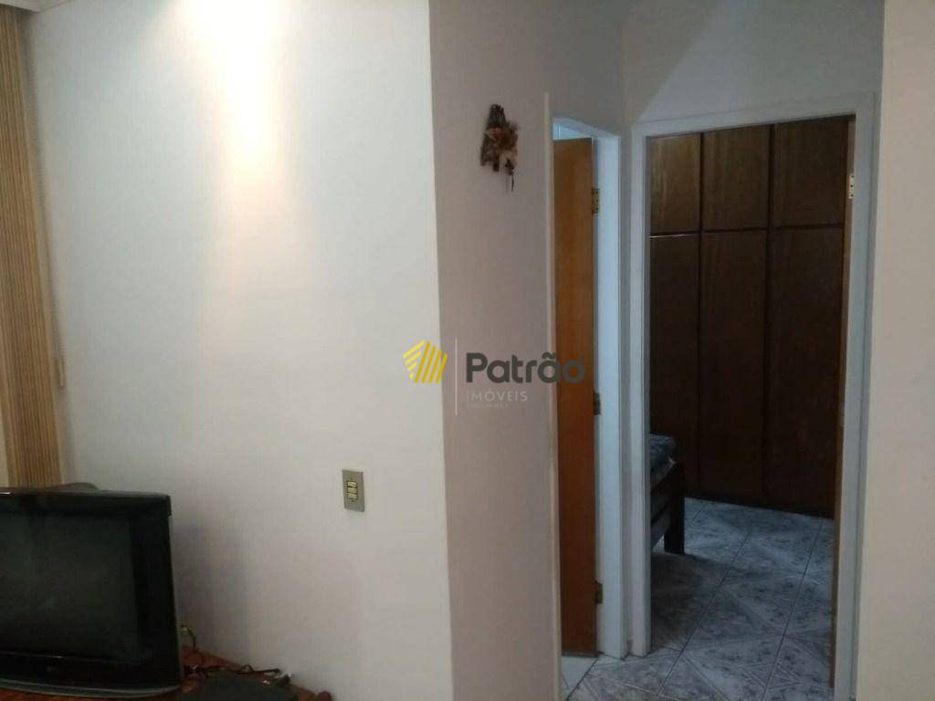 Apartamento à venda com 2 quartos, 65m² - Foto 2