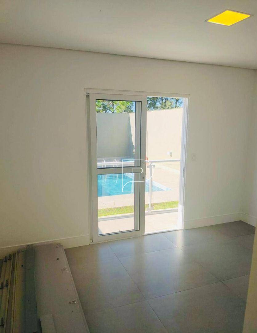 Casa de Condomínio à venda e aluguel com 3 quartos, 239m² - Foto 18