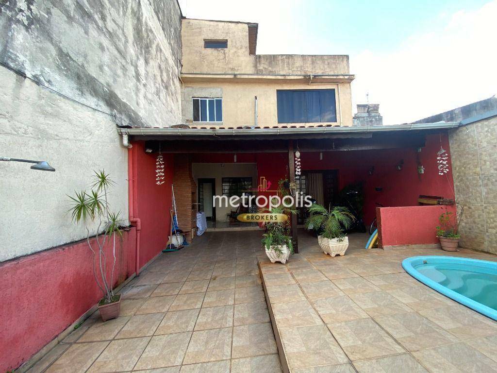 Casa à venda com 4 quartos, 200m² - Foto 17