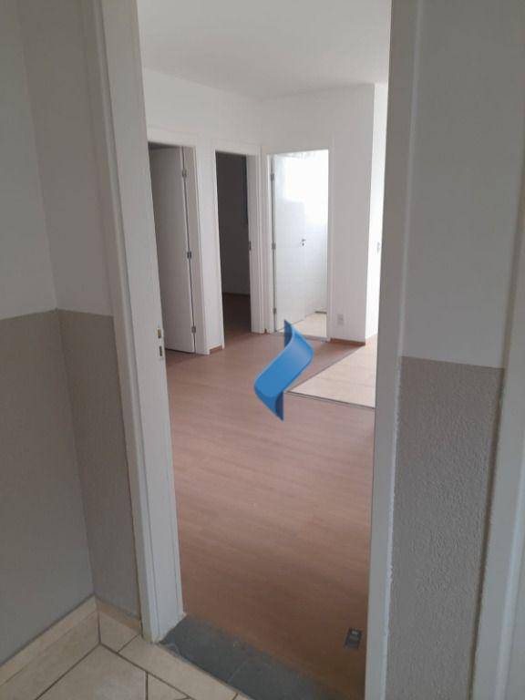 Apartamento à venda com 2 quartos, 47m² - Foto 3