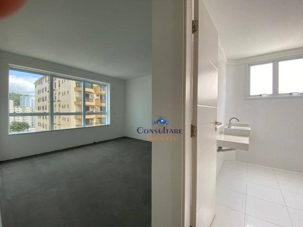 Apartamento à venda com 4 quartos, 230m² - Foto 21