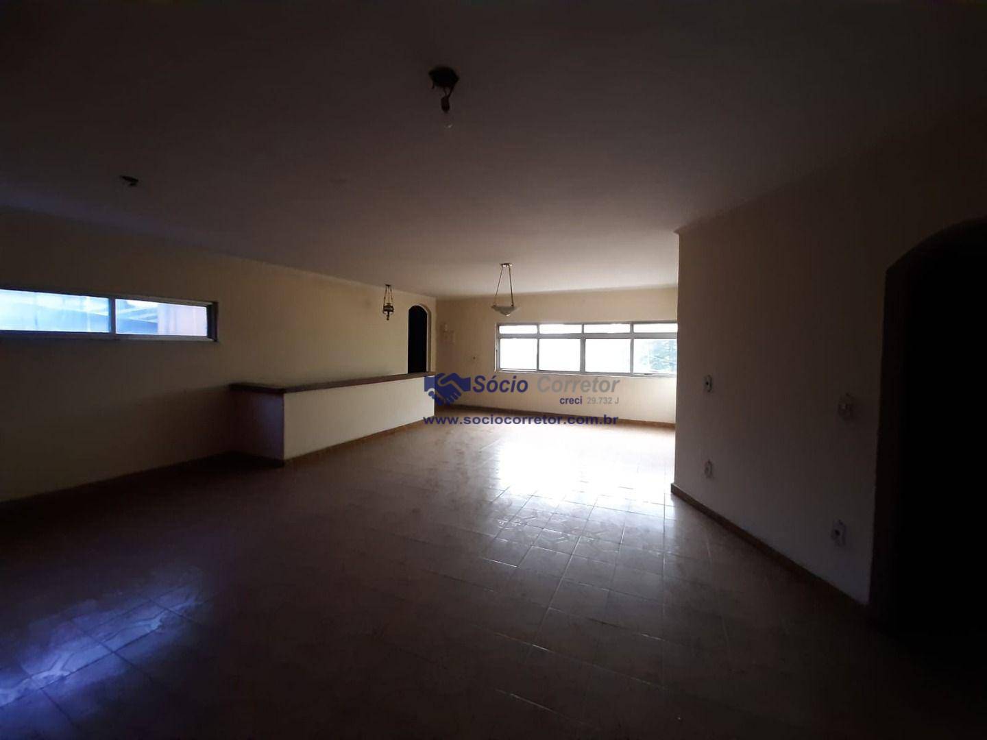 Sobrado à venda com 4 quartos, 335m² - Foto 57