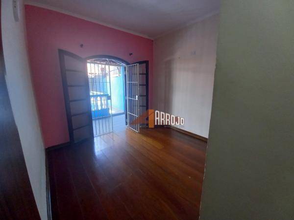 Sobrado à venda com 4 quartos, 357m² - Foto 37