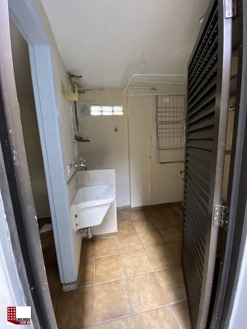 Apartamento à venda com 3 quartos, 130m² - Foto 11