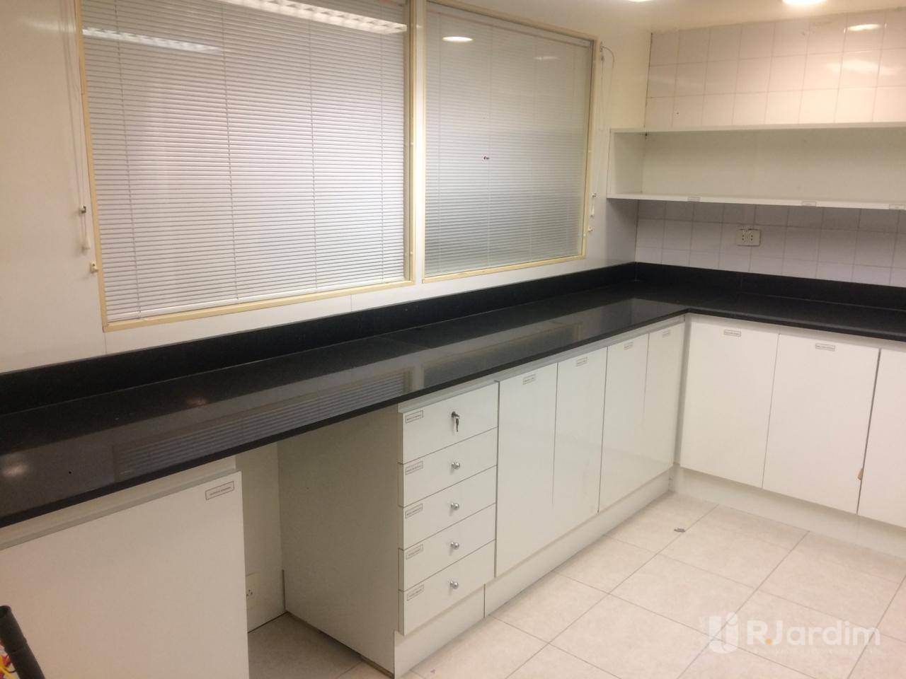 Loja-Salão para alugar, 64m² - Foto 5