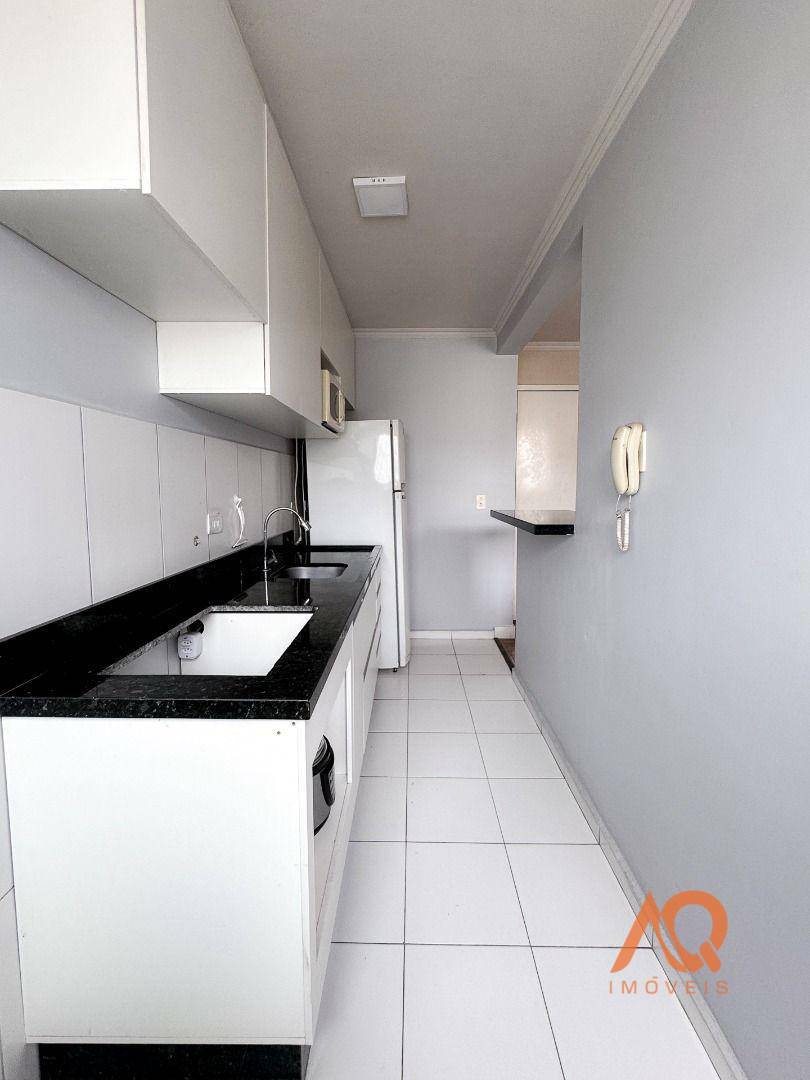 Apartamento à venda com 2 quartos, 48m² - Foto 13