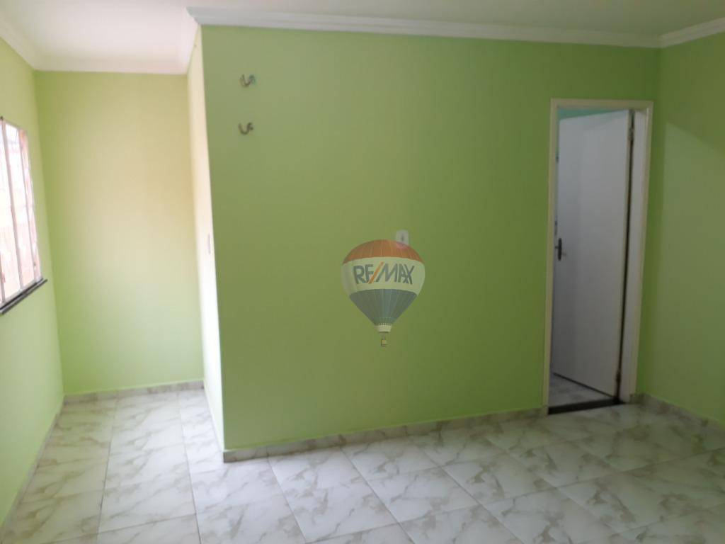 Casa de Condomínio à venda com 3 quartos, 170m² - Foto 4