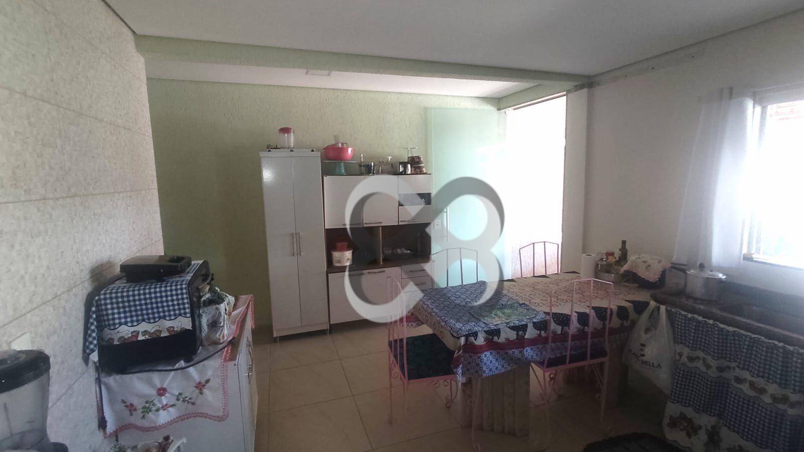 Casa à venda com 2 quartos, 150m² - Foto 7