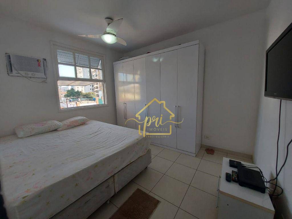 Apartamento à venda com 2 quartos, 70m² - Foto 9