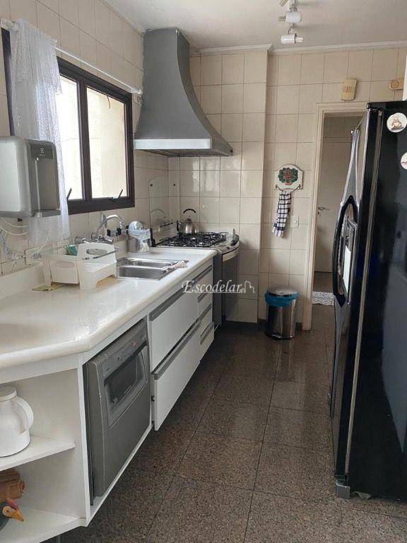 Apartamento à venda com 4 quartos, 159m² - Foto 22