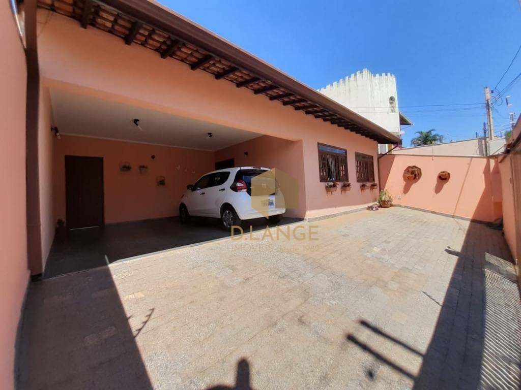 Casa à venda com 4 quartos, 150m² - Foto 2