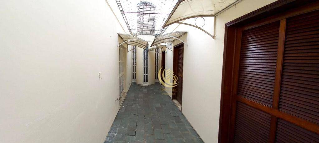 Casa de Condomínio para alugar com 3 quartos, 250m² - Foto 27