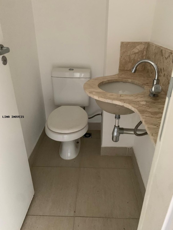 Apartamento para alugar com 3 quartos, 125m² - Foto 10