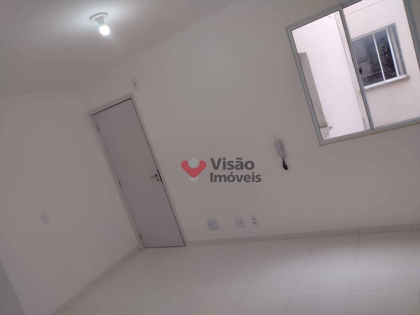 Apartamento à venda com 2 quartos, 46m² - Foto 2