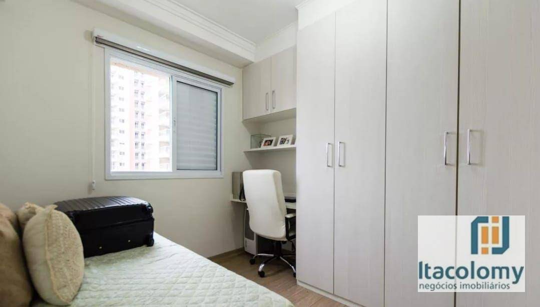 Apartamento à venda com 2 quartos, 70m² - Foto 4