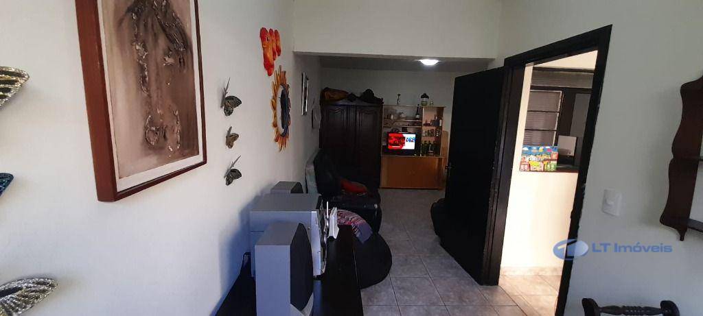 Casa à venda com 2 quartos, 95m² - Foto 12