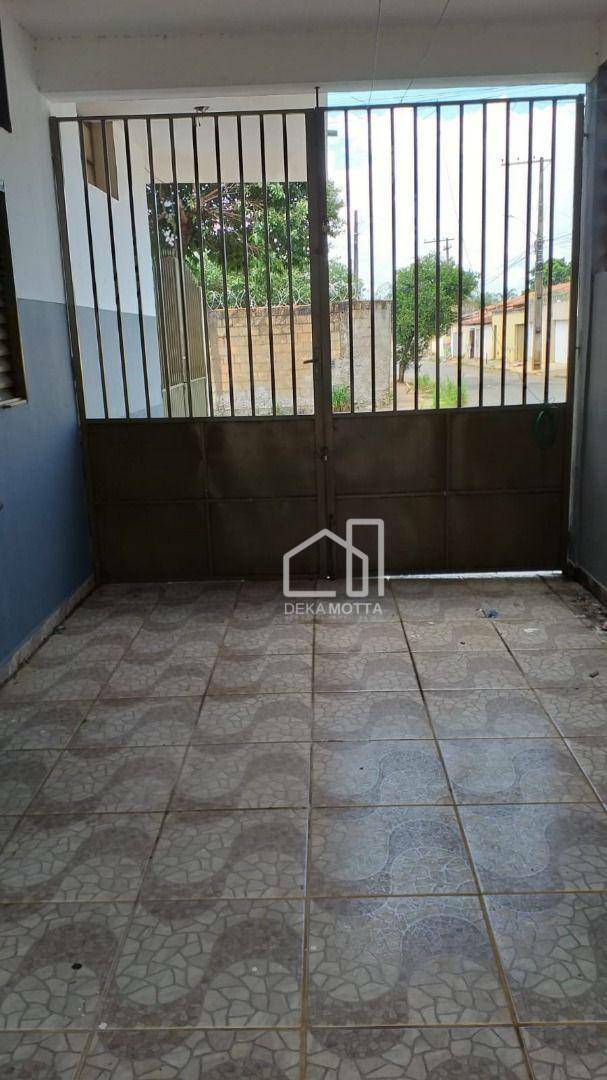 Sobrado à venda com 3 quartos, 300m² - Foto 4