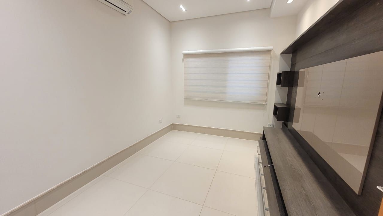 Casa à venda com 4 quartos, 350m² - Foto 3