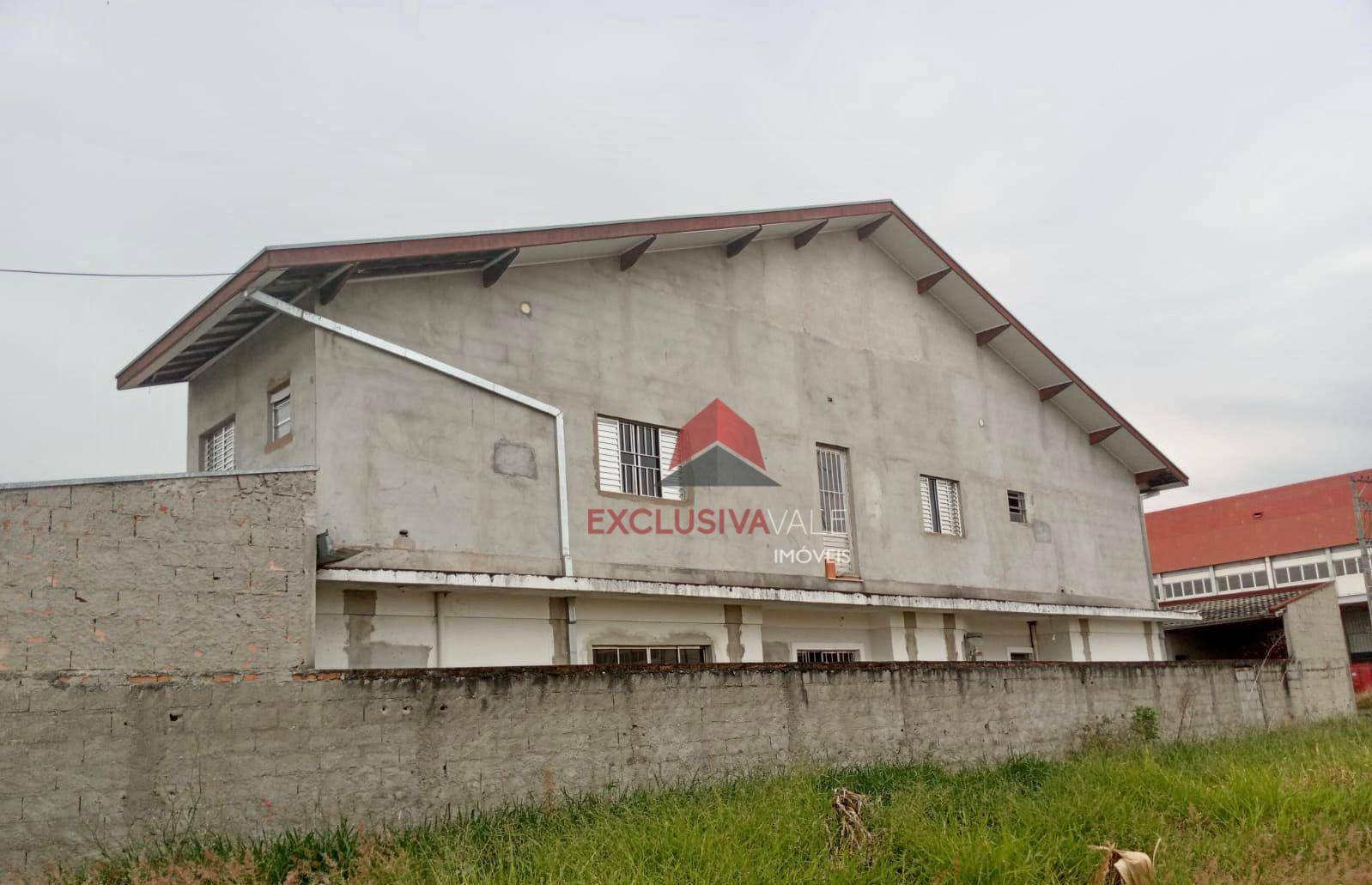Casa à venda com 4 quartos, 208m² - Foto 2
