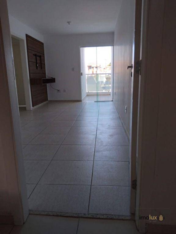 Apartamento à venda com 2 quartos, 70m² - Foto 9