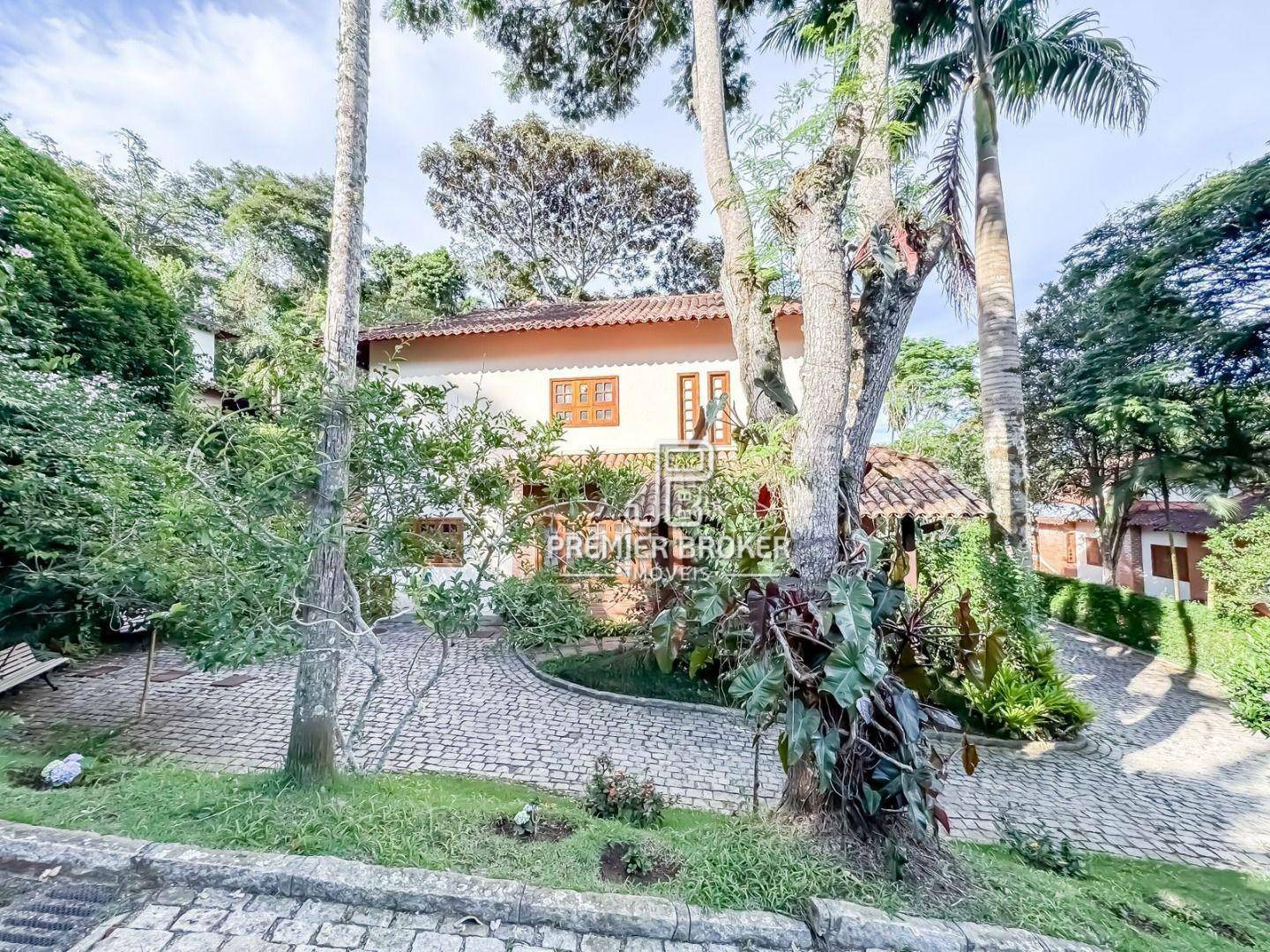 Casa de Condomínio à venda com 3 quartos, 200m² - Foto 1