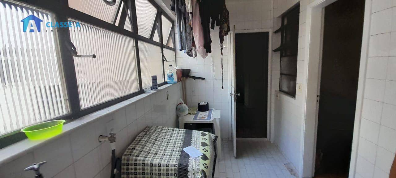 Apartamento à venda com 3 quartos, 135m² - Foto 10