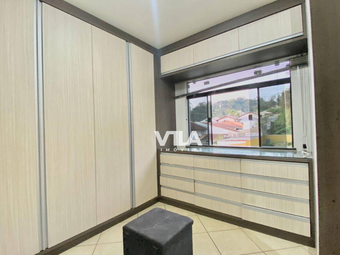 Casa à venda com 3 quartos, 220m² - Foto 20