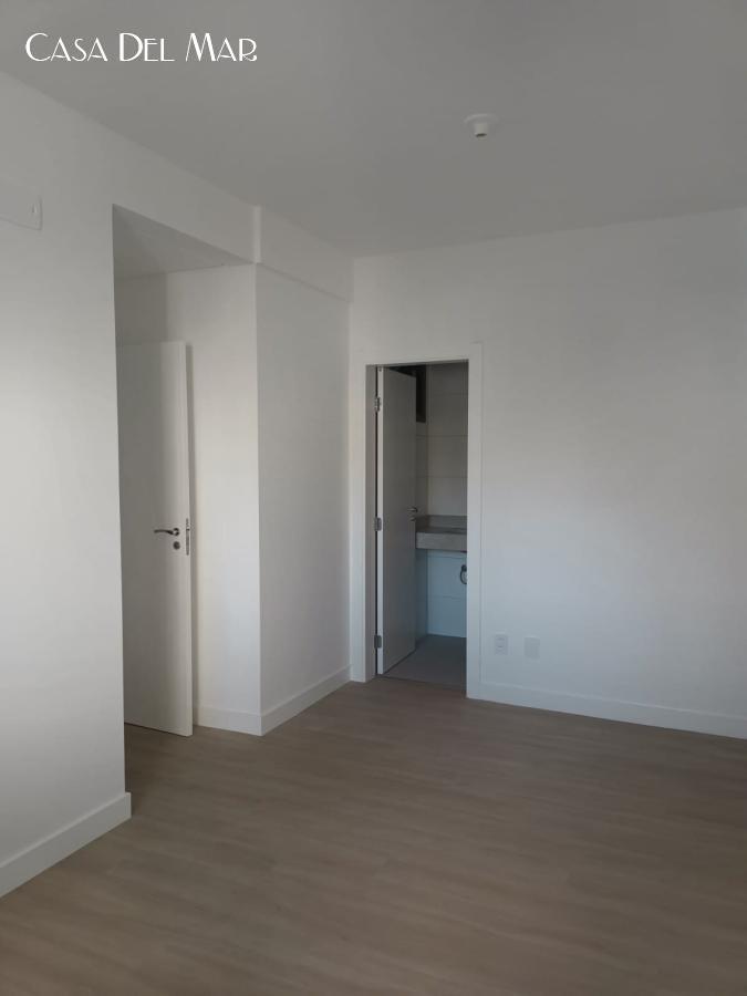 Apartamento à venda com 3 quartos, 95m² - Foto 3