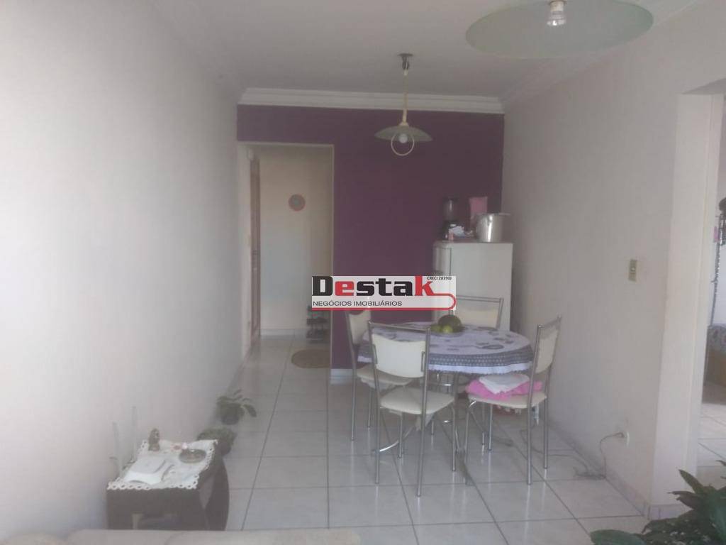 Apartamento à venda com 2 quartos, 65m² - Foto 4