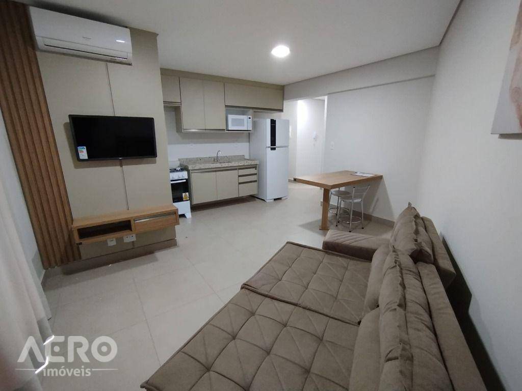 Apartamento para alugar com 1 quarto, 50m² - Foto 1