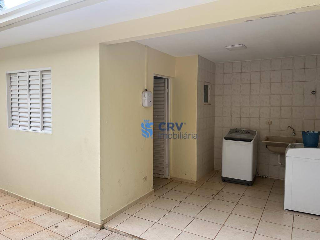 Casa à venda com 3 quartos, 300m² - Foto 10