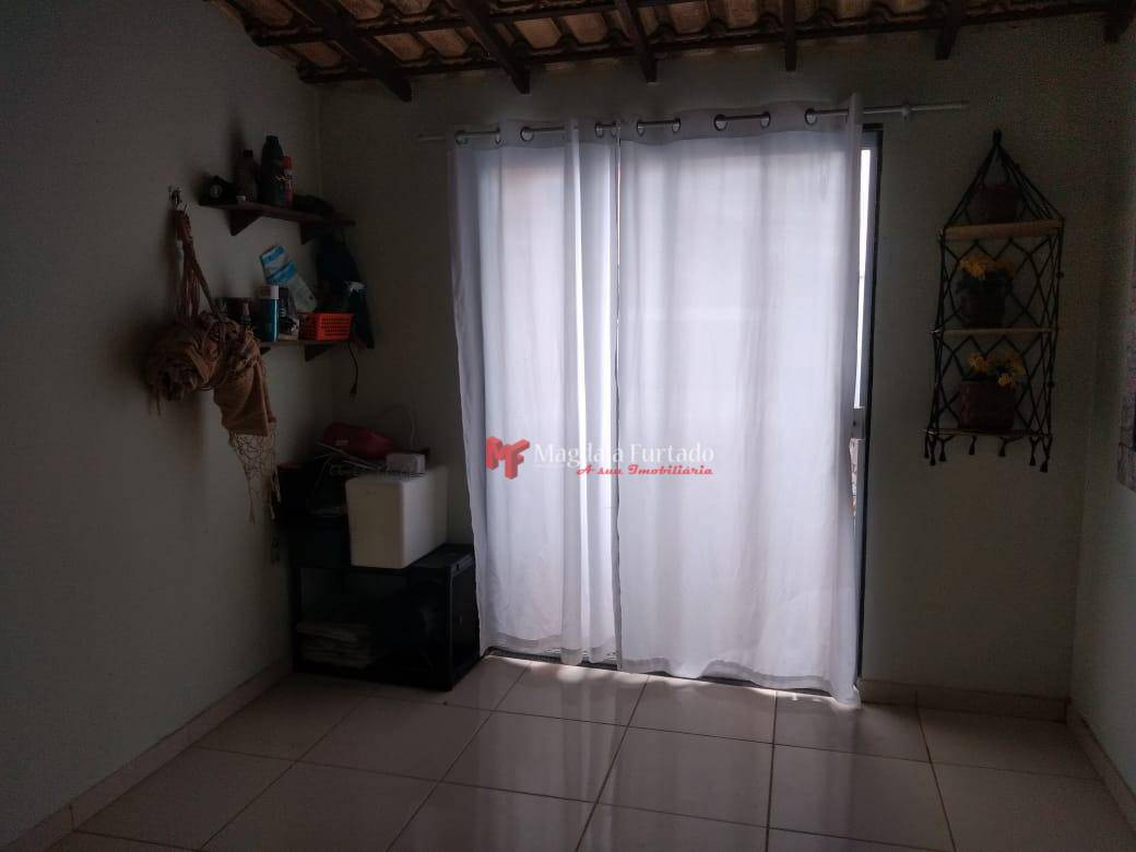 Casa à venda com 2 quartos, 56m² - Foto 6