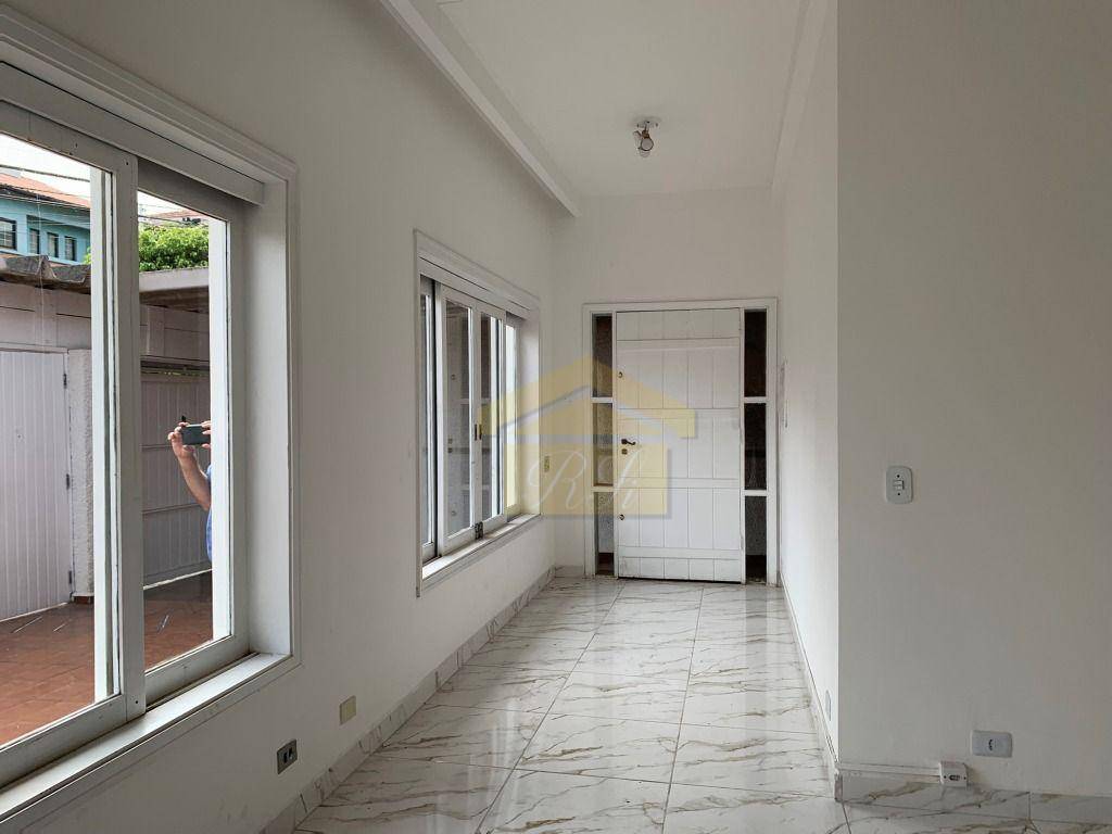 Casa à venda com 3 quartos, 230m² - Foto 3