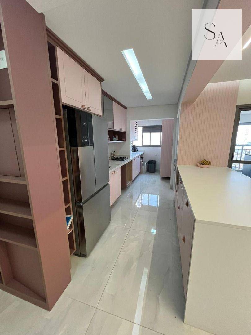 Apartamento à venda com 3 quartos, 121m² - Foto 13