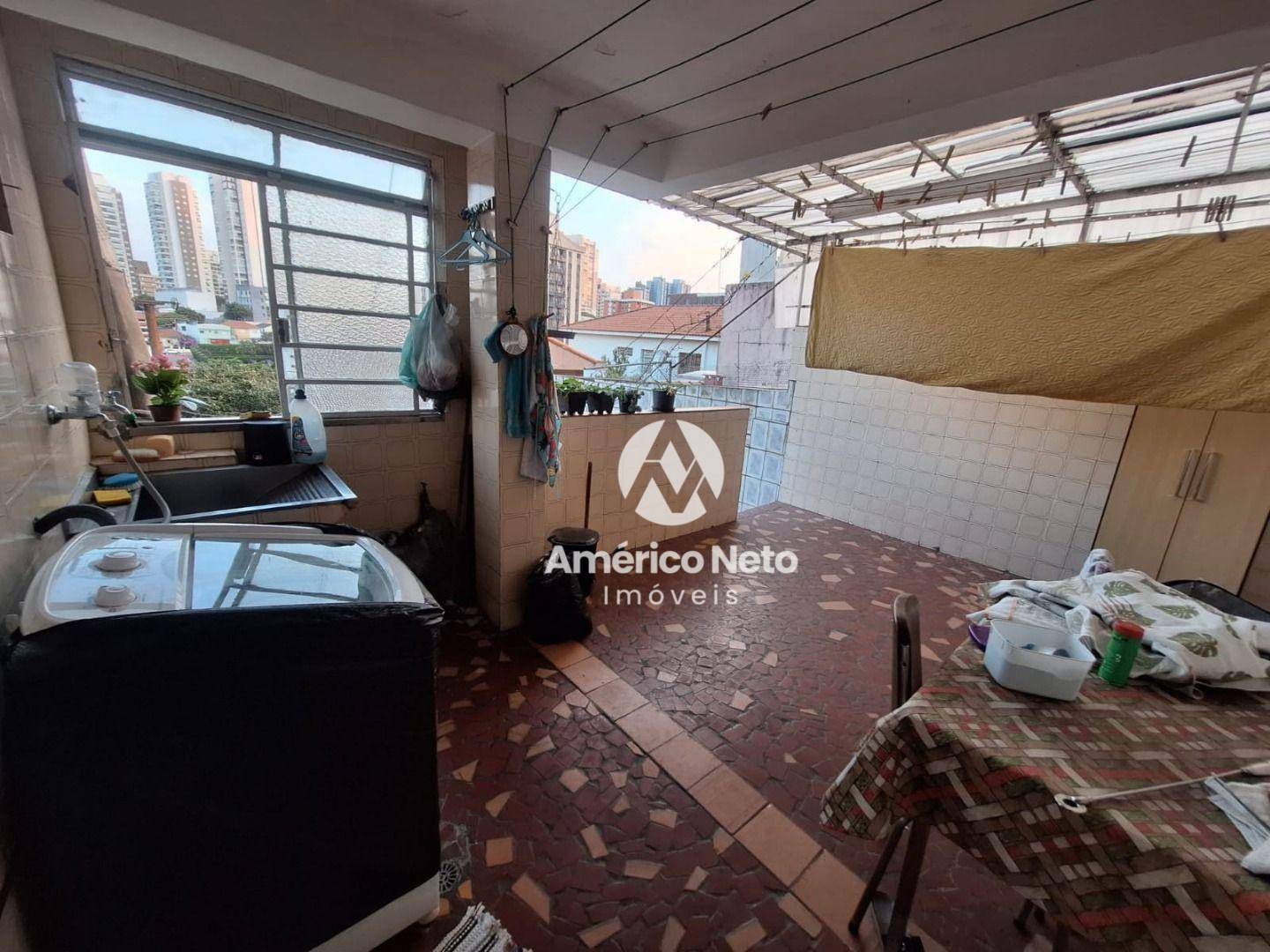 Casa à venda e aluguel com 3 quartos, 300m² - Foto 44