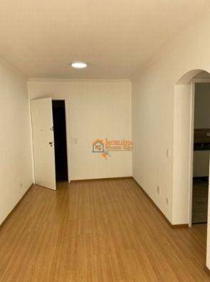 Apartamento à venda com 2 quartos, 75m² - Foto 9