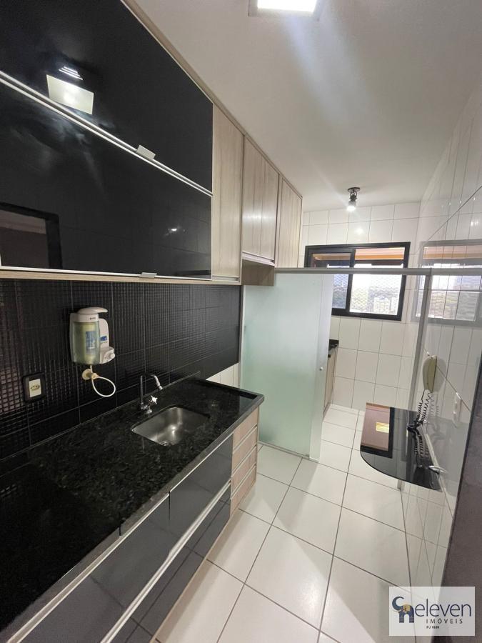 Apartamento à venda com 2 quartos, 62m² - Foto 8