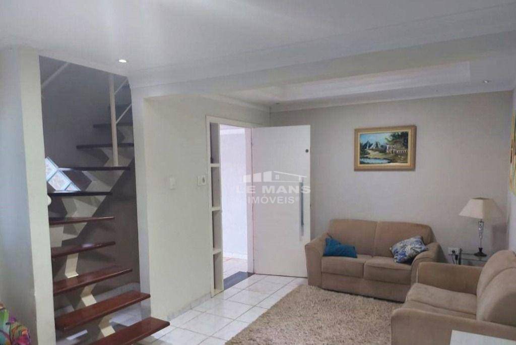 Casa à venda com 3 quartos, 200m² - Foto 4